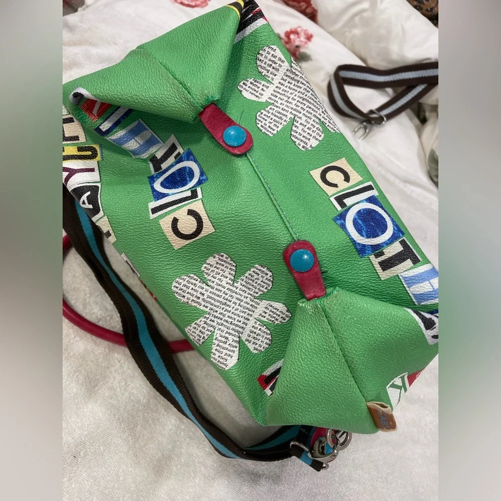 Gabs Green Graphic Letter-Print convertible Tote! really cool bag - Picture 16 of 16